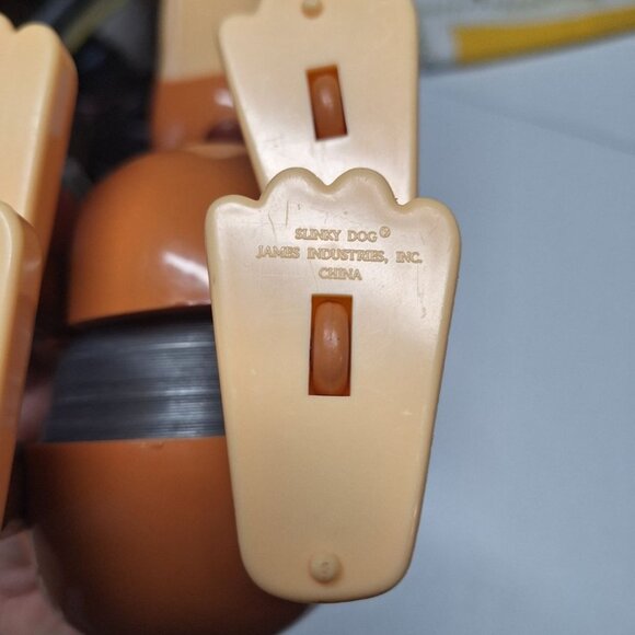 Slinky Toy Story Weiner Dog Plastic String Pull Play Dachshund Metal - Picture 6 of 8